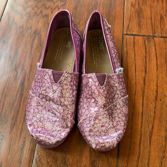 Tom’s Girls Loafers Size 1 - Picture 1 of 4